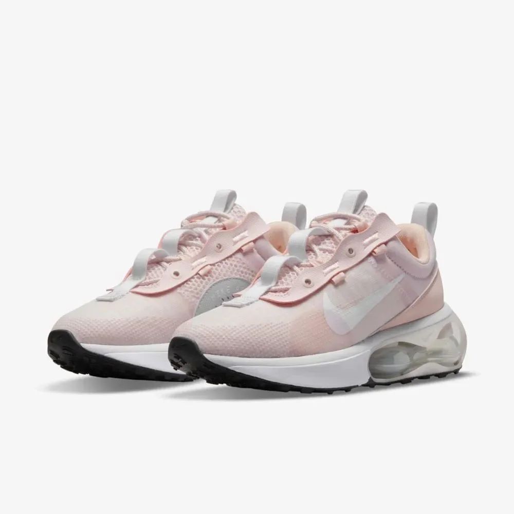 Nike | Women’s Nike Air Max 2021 in Barely Rose/Pure Platinum/Pink Oxford/White